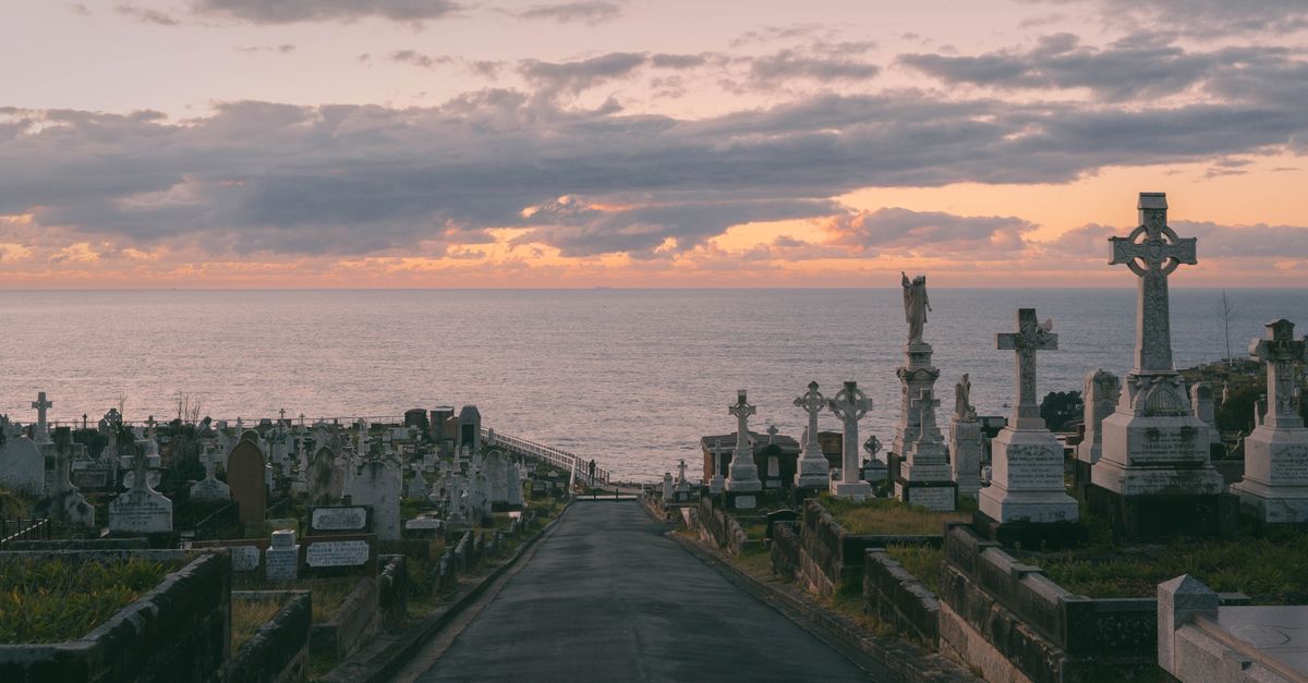 Personalising Direct Cremation: Options for Families